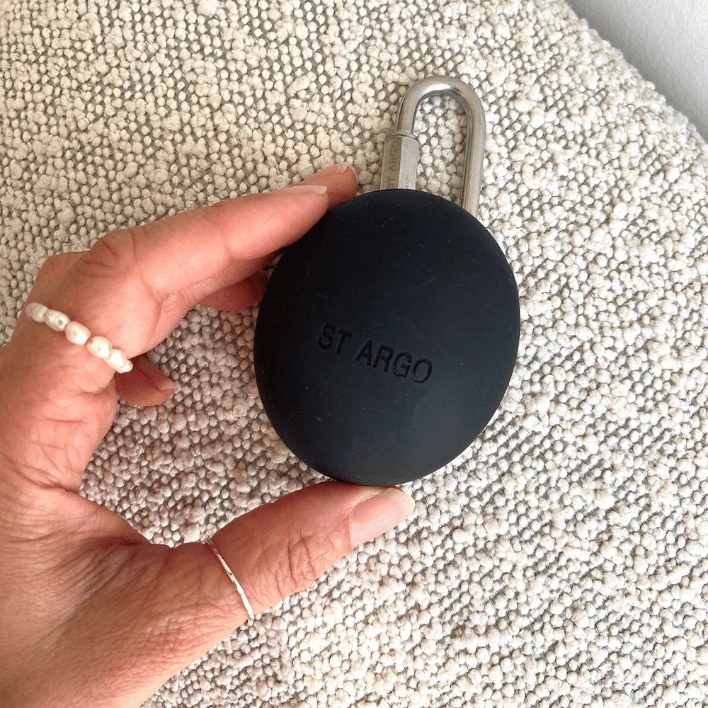 Round beige silicone treat pouch by ST ARGO, crafted from food-grade BPA-free material for safe and fresh storage